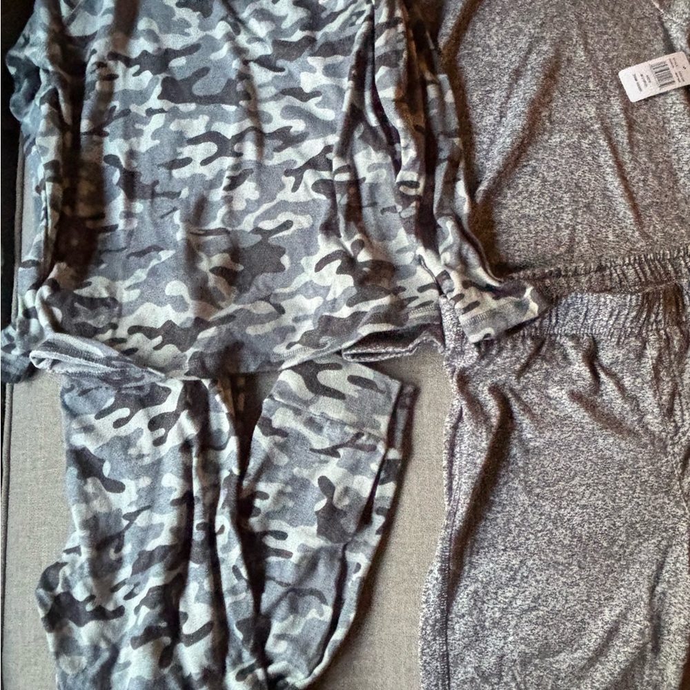 32 Degrees Kids Pajama Set - Camouflage and Gray